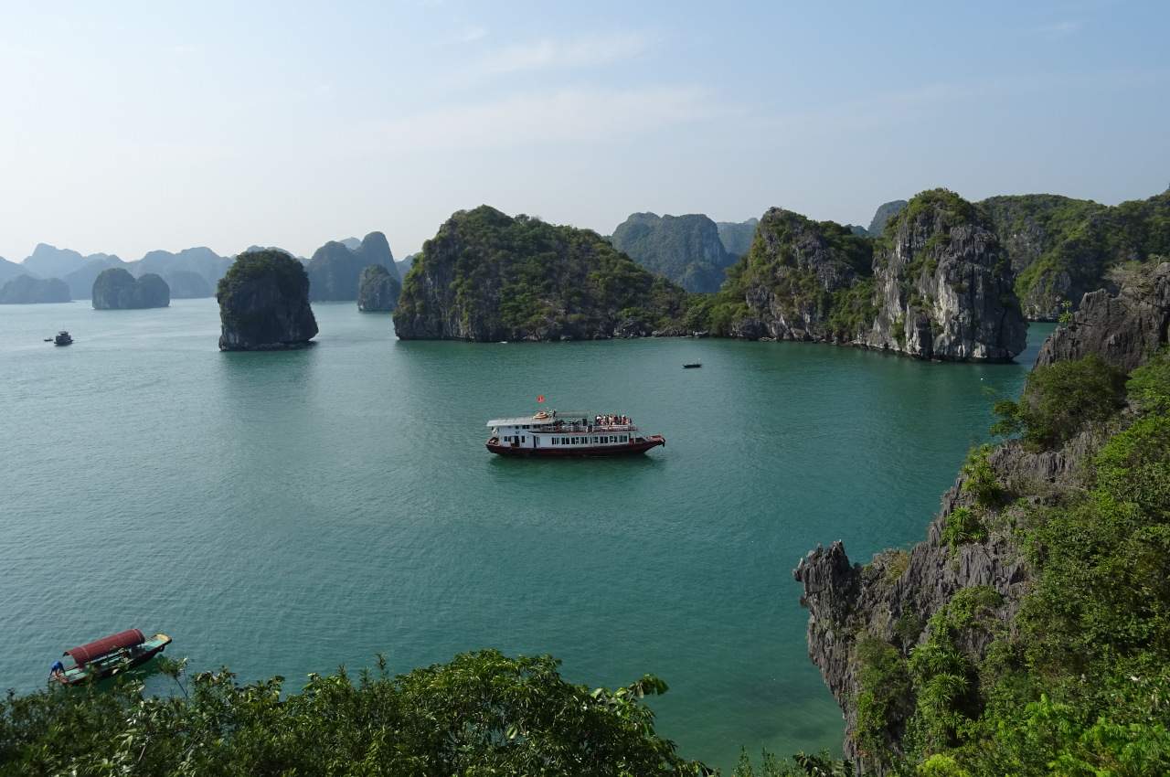 baie halong vietnam